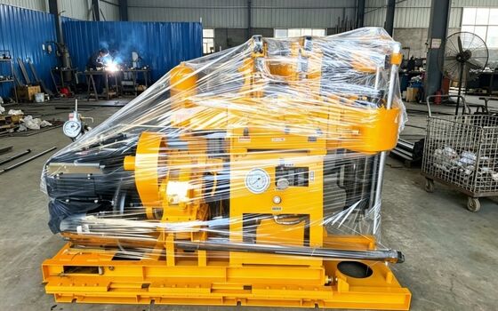 200  Meters Depth Drilling Machinery With 300mm borehole Diamter Suitable For All Layers