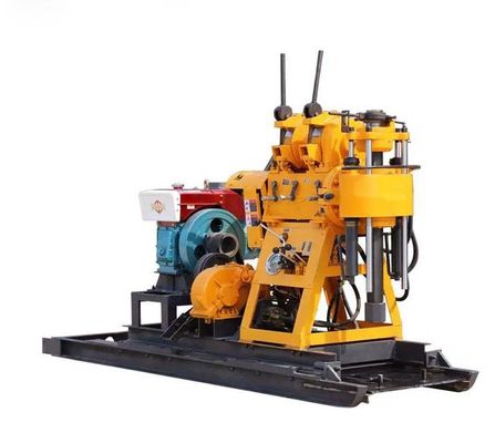 Mobile Diamond Core Portable Well Drilling Equipment With Independent Mud Pump