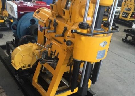 Deep Rock 100m 12.5Mpa 18KW Water Well Drilling Rig